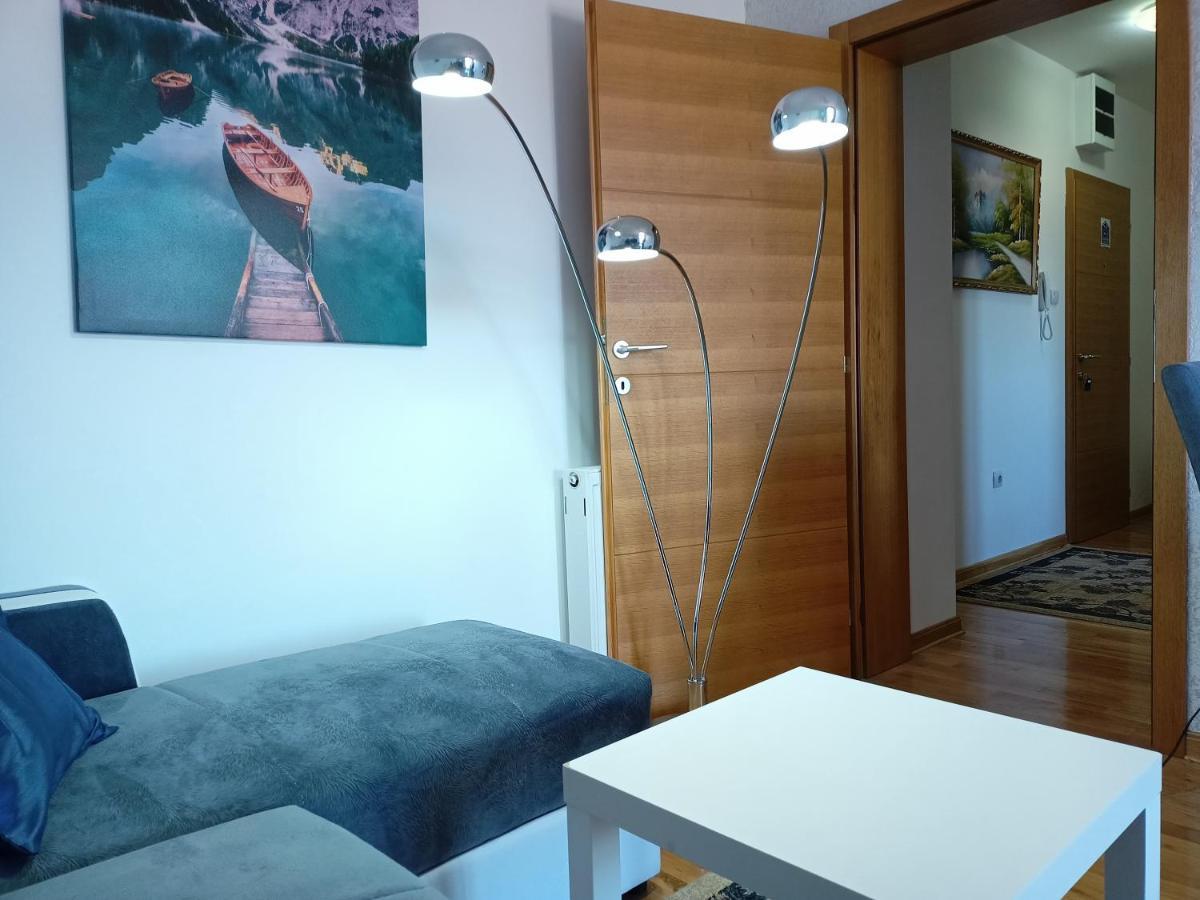 Apartmán Ema Lux - Zgrada Panorama Soko Banja Exteriér fotografie