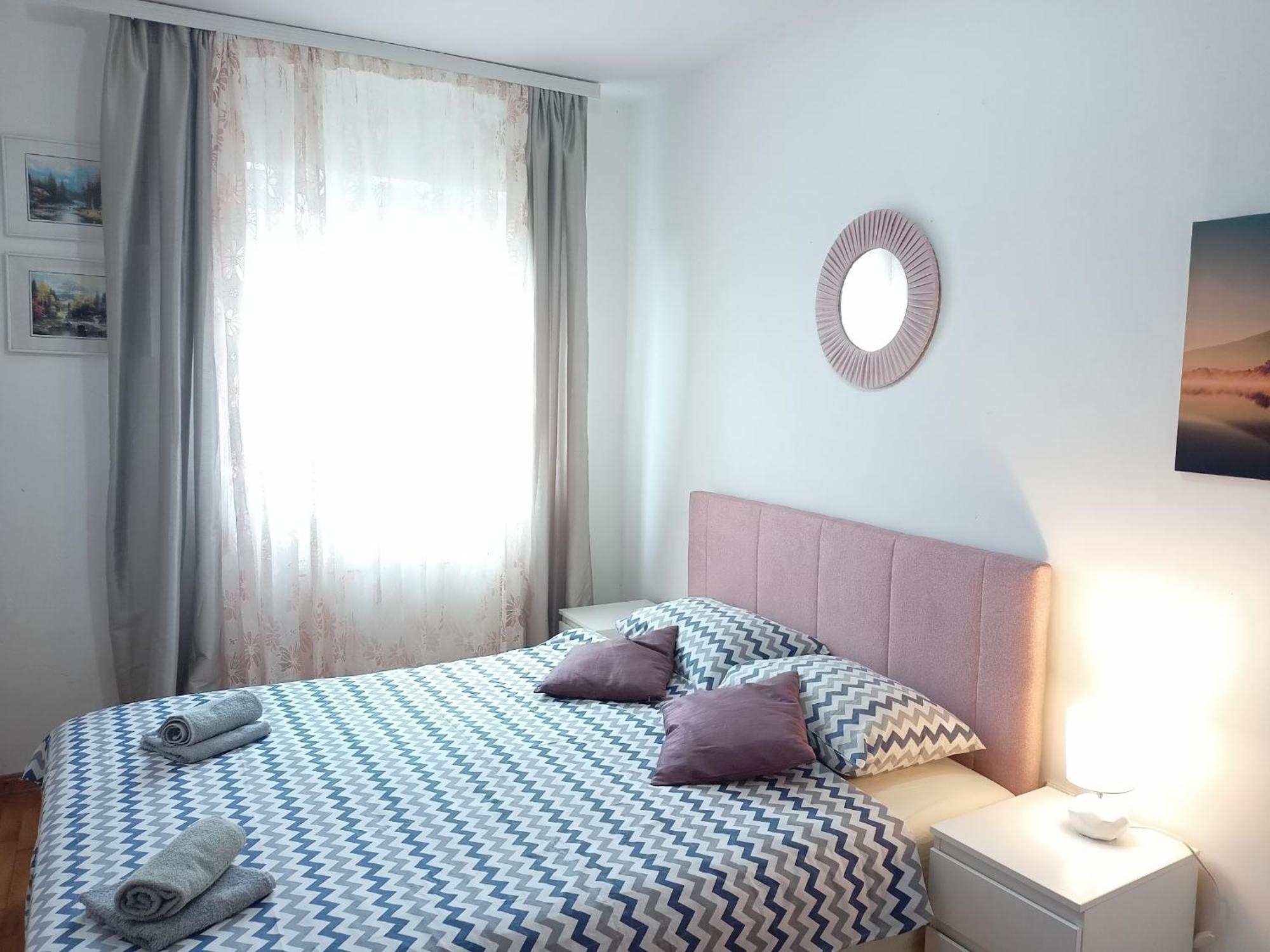 Apartmán Ema Lux - Zgrada Panorama Soko Banja Exteriér fotografie