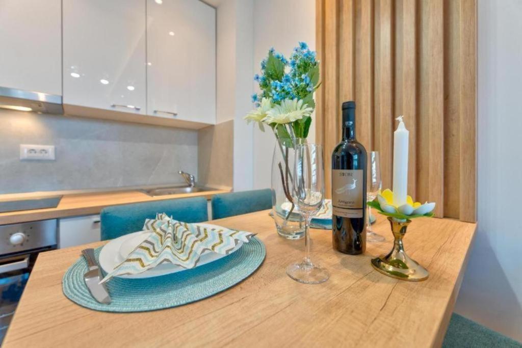 Apartmán Ema Lux - Zgrada Panorama Soko Banja Exteriér fotografie